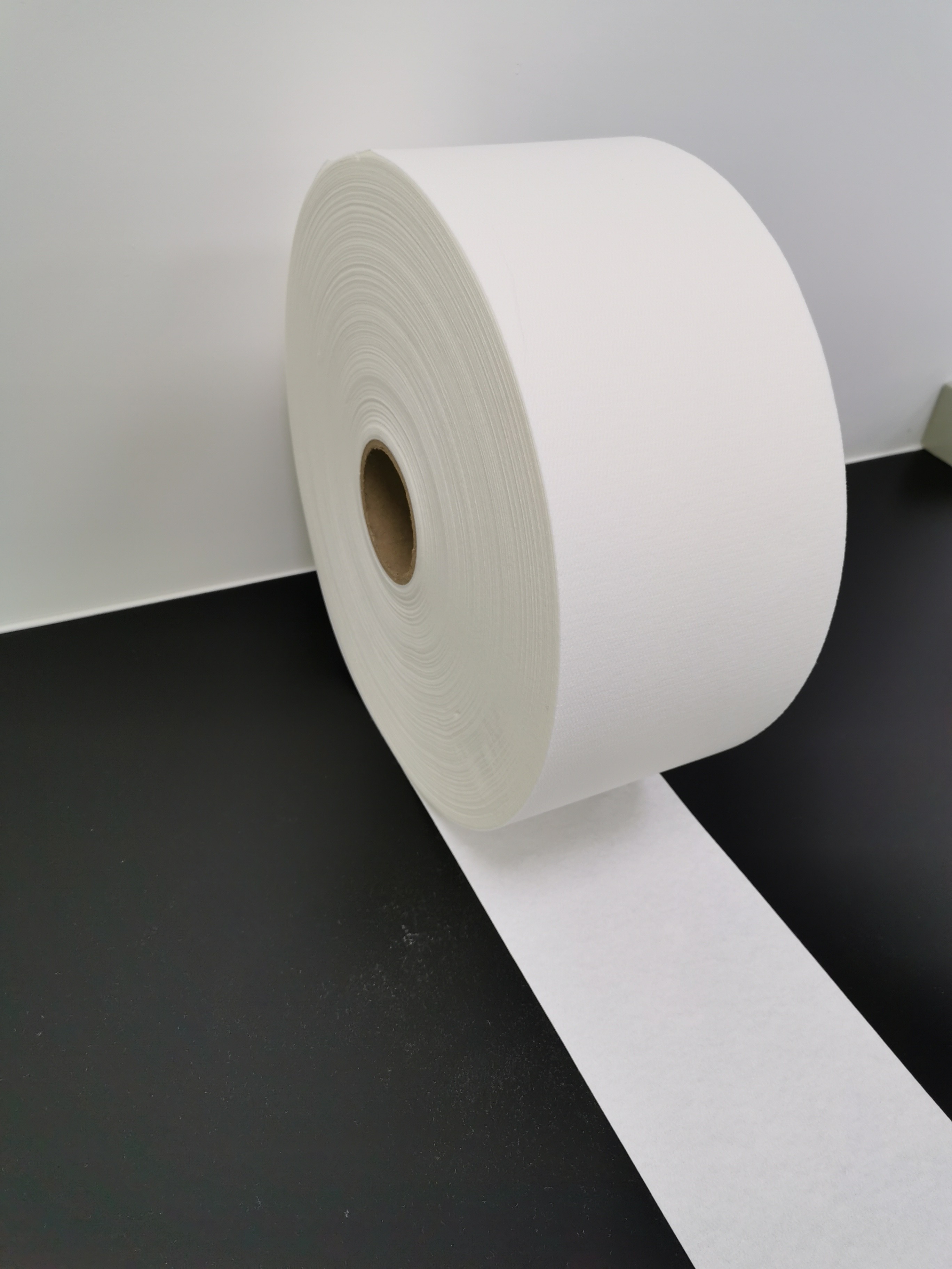 Anti Leak Non Woven Fabric OEM Sap Airlaid Absorbent Paper