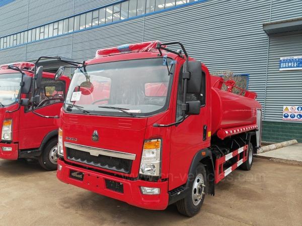 HOWO Fire Fighter Vehicle 8000liter Water Tanker Fire Engine Truck Rescue Fire