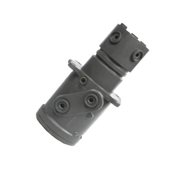 Building Material Shops Improve Performance with XE 215C Oil Distributor Cup