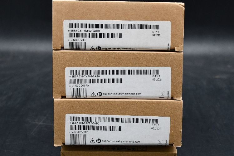 Siemens PLC I/O Module for use with SIMATIC S7-300 Series, 125 x 40 x 120 mm, Analogue, GRT1, 24 V dc, SIMATIC