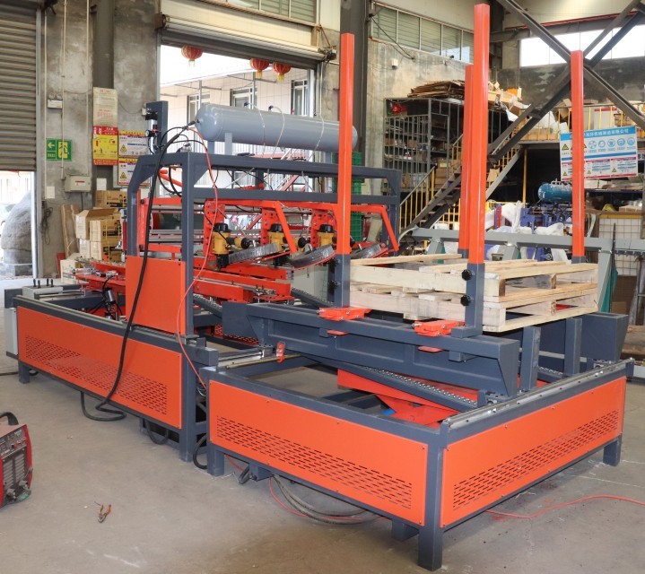 Semi Automatic Pallet Nailing Machine, nailing machine for wooden pallet, machine to nail the pallet