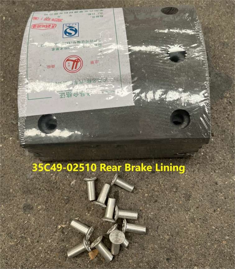 35C49-02510 Rear Brake Lining HIGER Bus Spare Parts