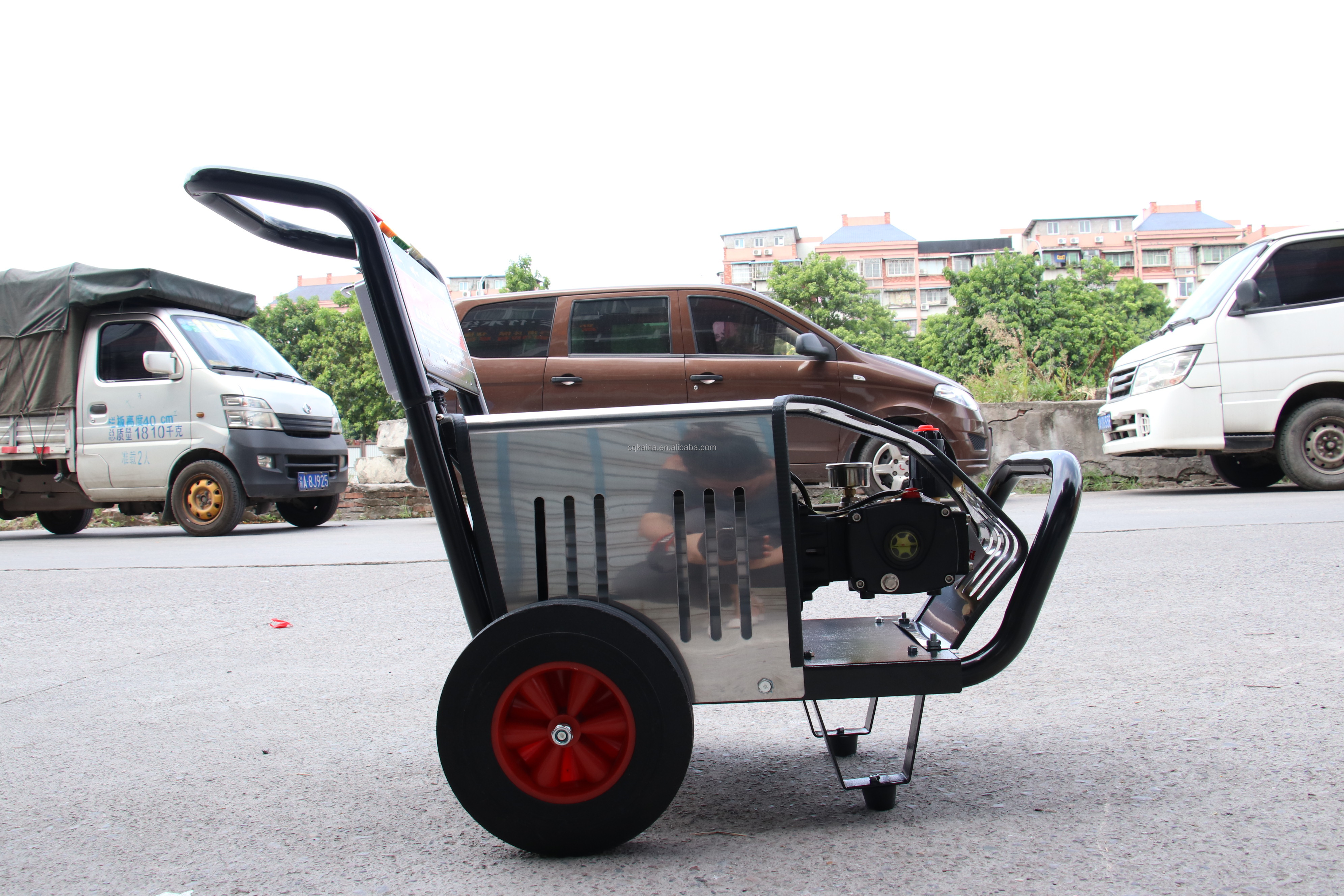200 Bar High Pressure Portable Car Washer 220V High Speed Car Washer