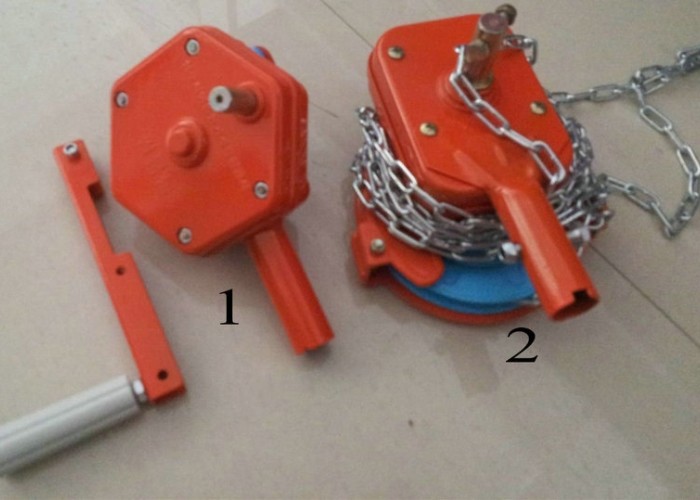 Orange Manual Greenhouse Roll Up Machine For Side Ventilation Agriculture