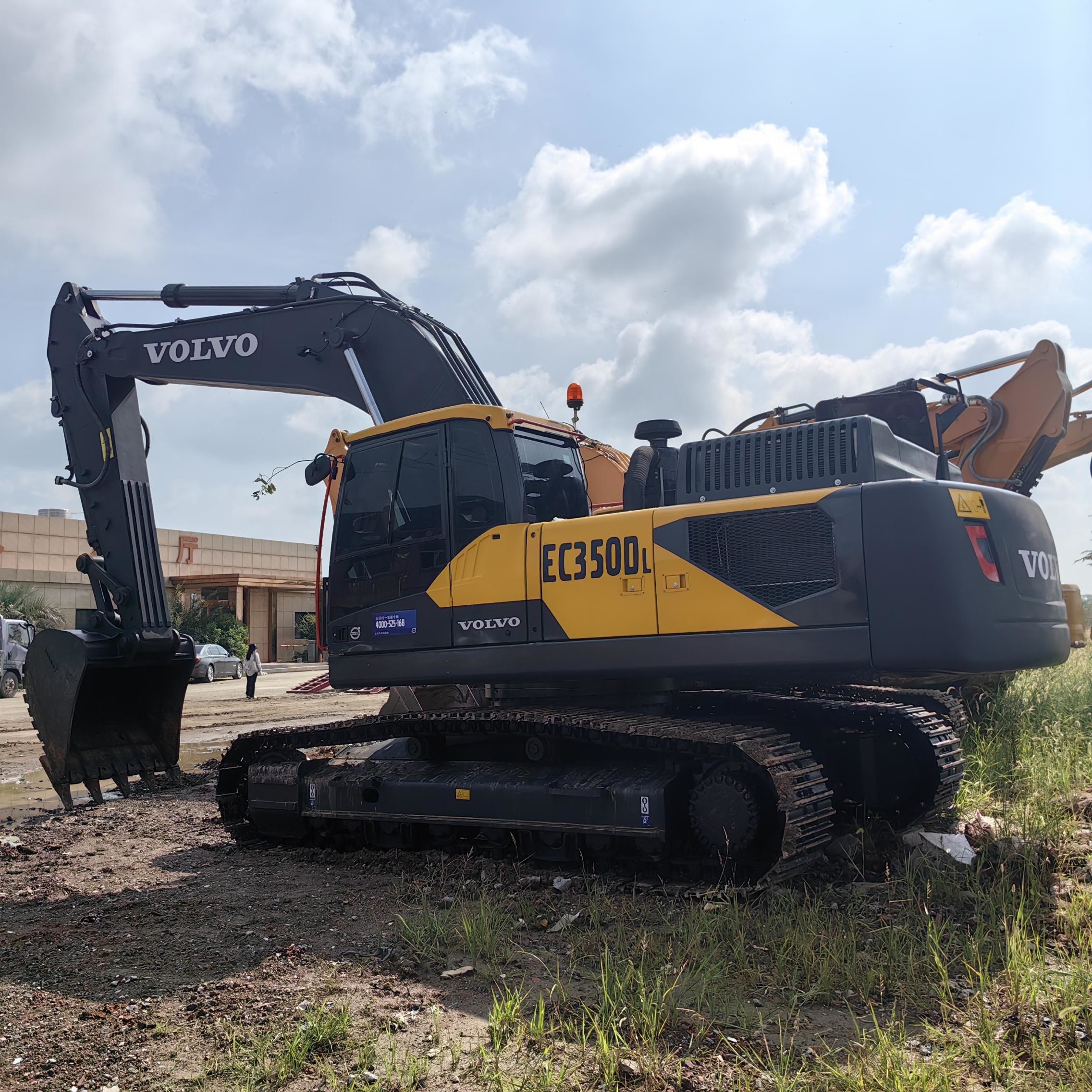35 Tons Original Used Volvo Ec350DL Excavator Low Working Hours