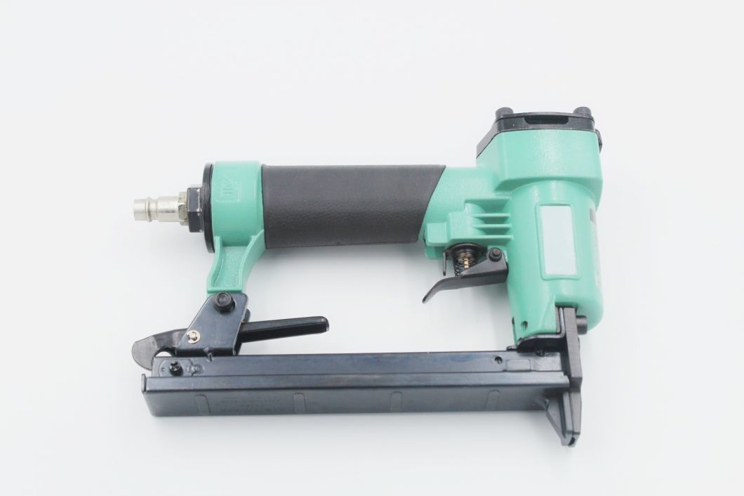 Top-Rated Durable 21 Gauge Fine Crown Air Pneumatic Staple Gun (Green) Air Stapler 8416 for Furniture Decoration