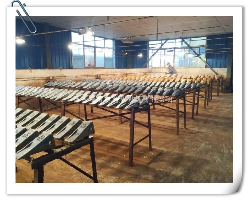 EX210 Hengshengda Bucket Tooth Steel Casting Excavator Part Rock Bucket Teeth for Earth MovingTB00705