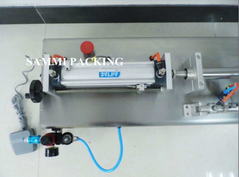 Full Pneumatic Double Head Table Top Liquid Filling Machine with 1% Filling Accuracy