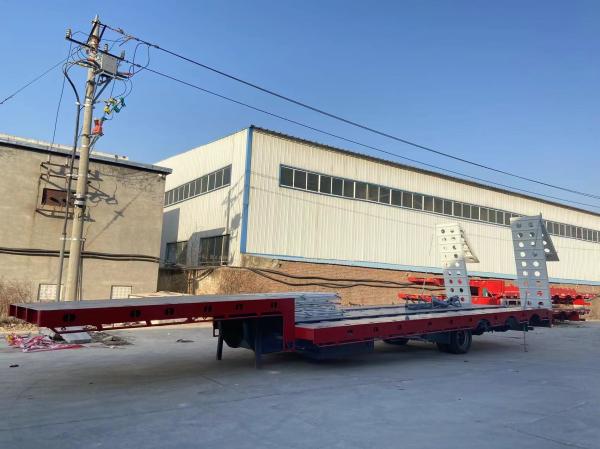 3 Axles 50-80tons Utility Cargo Trailer Tractor Lowbed Trailer Trailer Sidewall