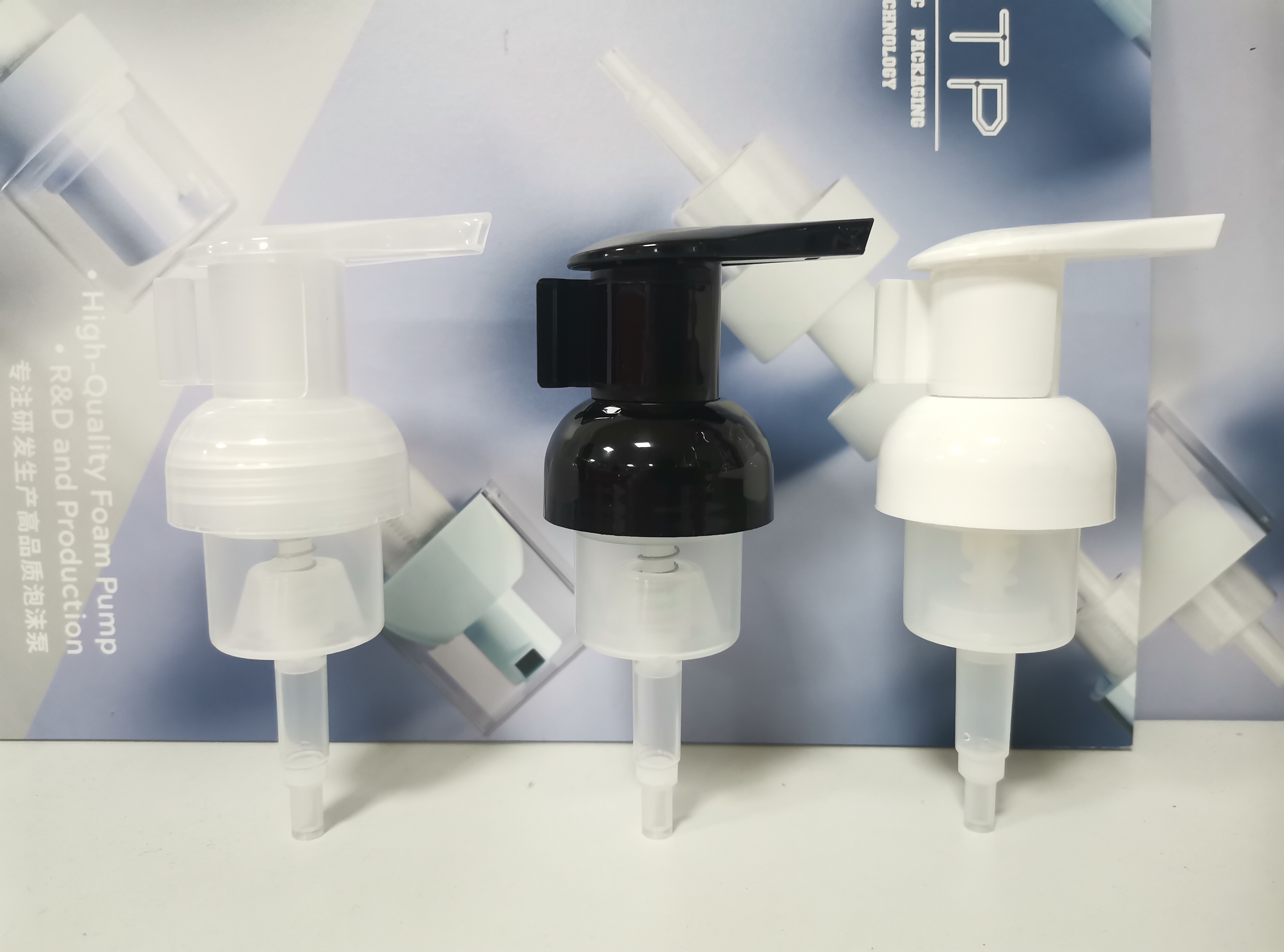 Custom Order Accepted 0.8-1.5CC Output Lotion Pump with Clip Overcap or Tray Packing Actuator 360° turn