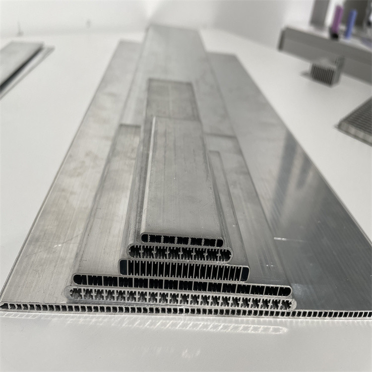 Automobile Condenser Aluminum Extrusion Tube For Car Radiator