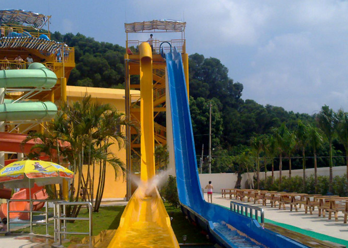 Fiberglass Aqua Loops Water Park Playground / High Speed Water Slide Pipe