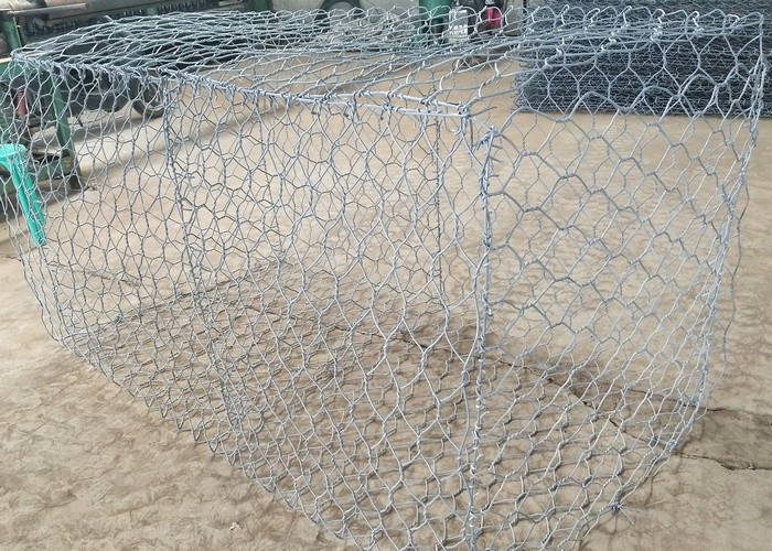 3.0mm 3x1x1m Galvanized Gabion Boxes Iron Heavy Duty Stone Filled For Roads And Bridges