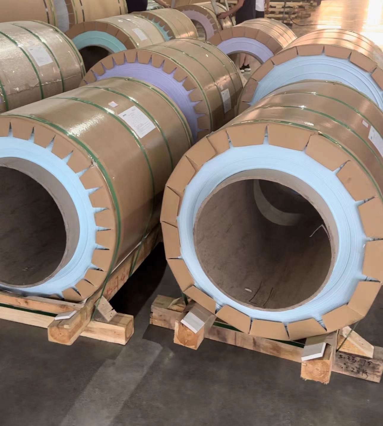Ral 9006 Silver PVDF Paint Color Coated Aluminum Coil Aluminum Alloy 5052 For Roofing