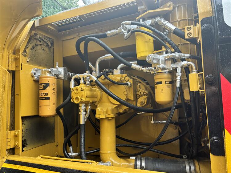 Japan original 33750KG 200KW Cat 330 Crawler Excavator for Construction Equipment