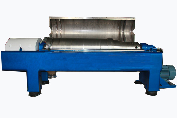 Vertical Installation Type Decanter Separator Centrifuge Machine For Customized