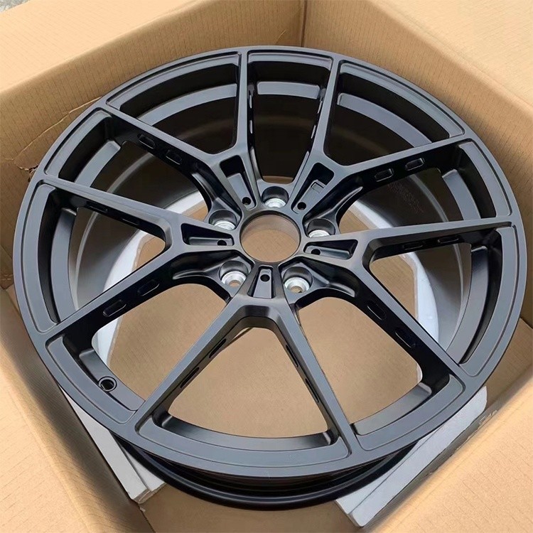 Lightweight T6061 custom forged alloy wheel rim with hollow spokes