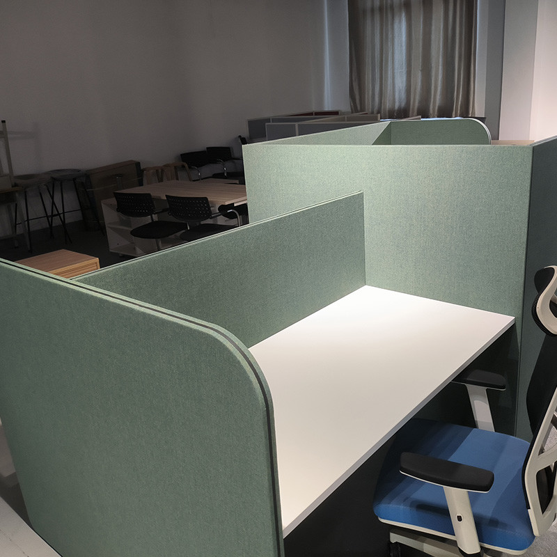 High-end Green Fabric Office Workstation Cubicles Workstation Partition For 3 Person
