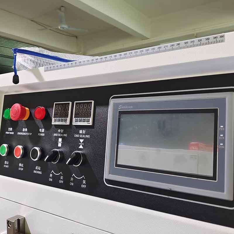 2.8KW Automatic Packing Machine CPE Film Automatic Bagging Machine PVC Gloves