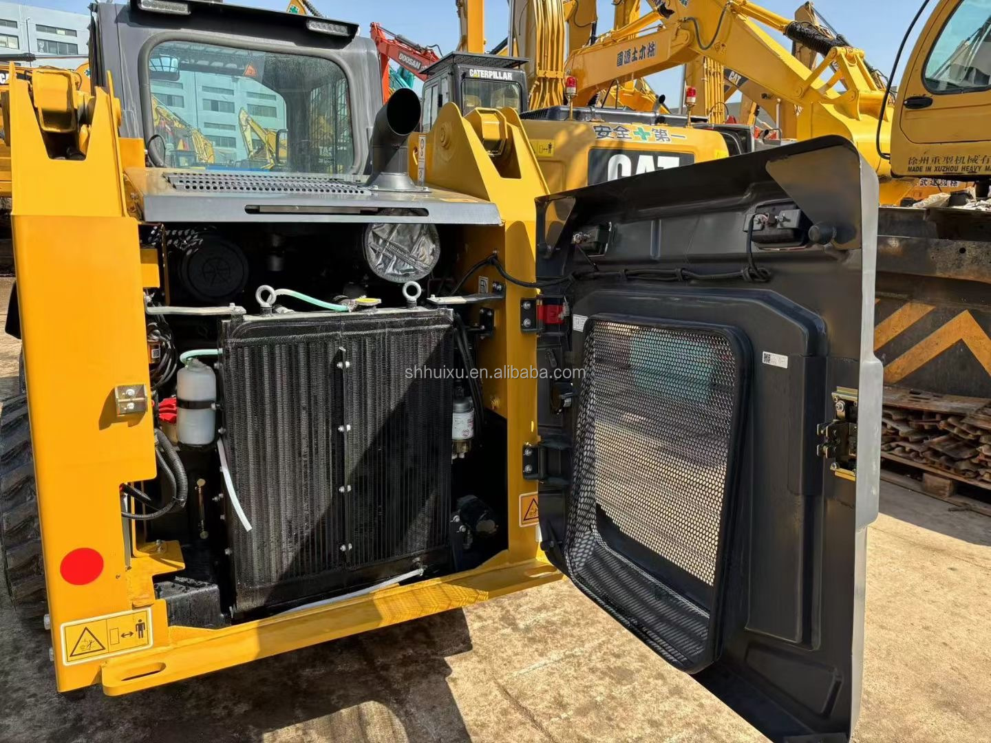 used Slip machine CAT 246D3 Caterpillar wheel excavator japan original wheel excavators