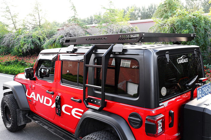 Sturdy Roof Mount Steel and Aluminum Alloy Basket for Jeep Wrangler Net Weight 37.5kg