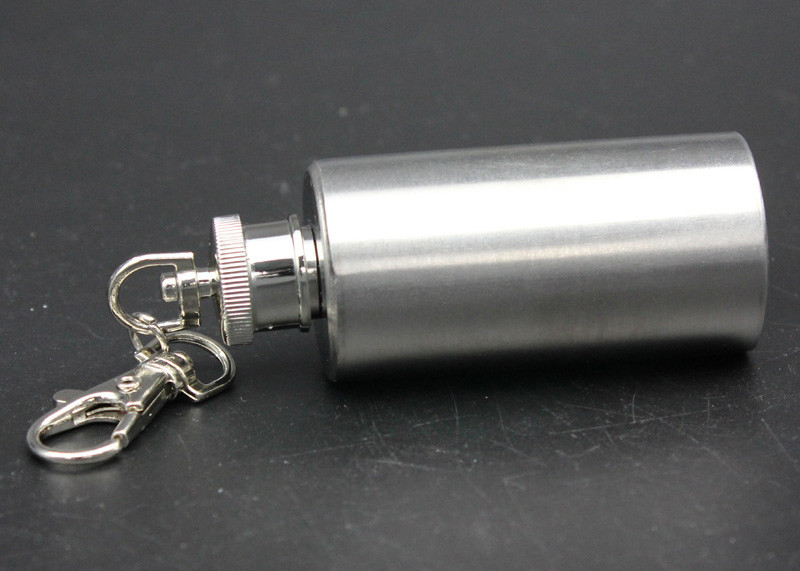 Portable Cylindrical Hip Flask , Small Wine Jug 2 Ounce Bottle With Key Fob