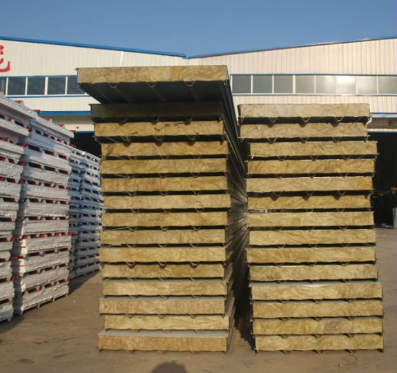 Blue Corrugated EPS Sandwich Panel Production Line Water Resistant