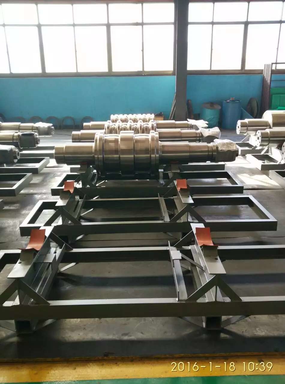 Gravity Castin Chilled Cast Iron Rolls and Centrifugal Casting Forged Steel Rolls