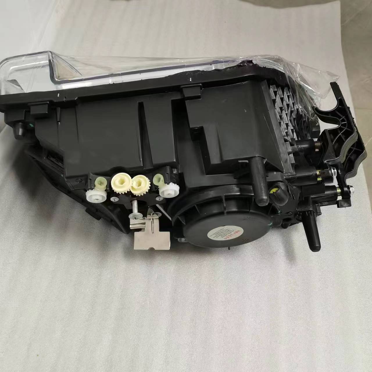 Model FH FH 12 FM FM 12 FM 9 OE No. 20360898 For Volvo Trucks Accessories Truck Headlights