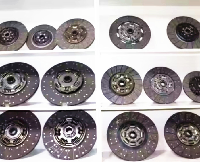 Heavy Duty Sinotruk Howo Truck Parts Disc Clutch Plate WG9921161100 WG9114160020 AZ9725160390 For Replace