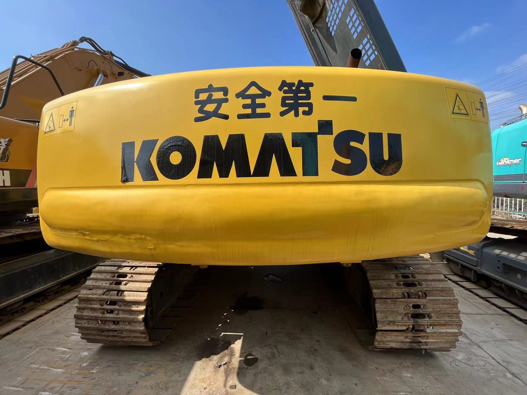 22000kg Used Japan Excavator Komatsu PC220 Excavator