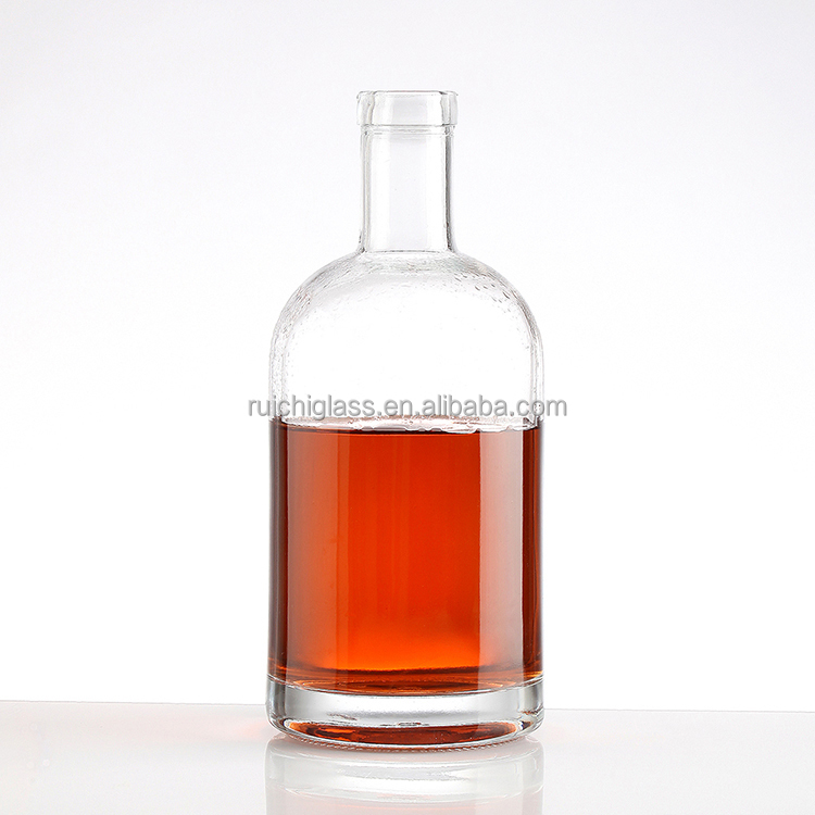 Directly Sell Customize Sealing Type Clear Empty Liquor Bottles for Brandy Whiskey Rum Gin