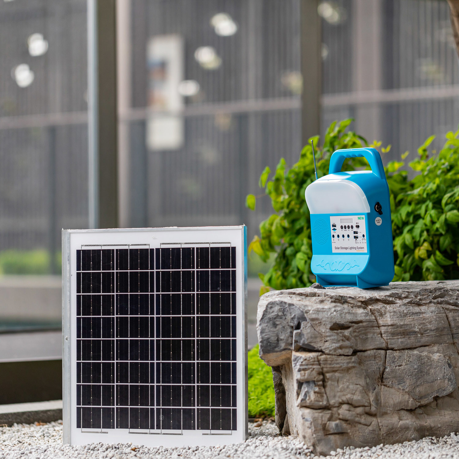 12.8V 10000mah Solar Home Lighting System Sustainable Lighting Solution SRE-818