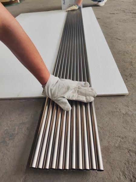 Heavy Wall Black Welded Steel Pipe Alloy Steel Seamless Pipes with X Ray