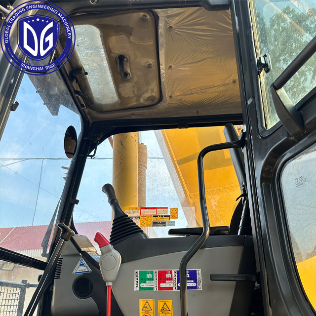Komatsu PC400-8 excavator with excellent power durability and high efficiency Japanese Komatsu PC400-8 40ton large construction excavator