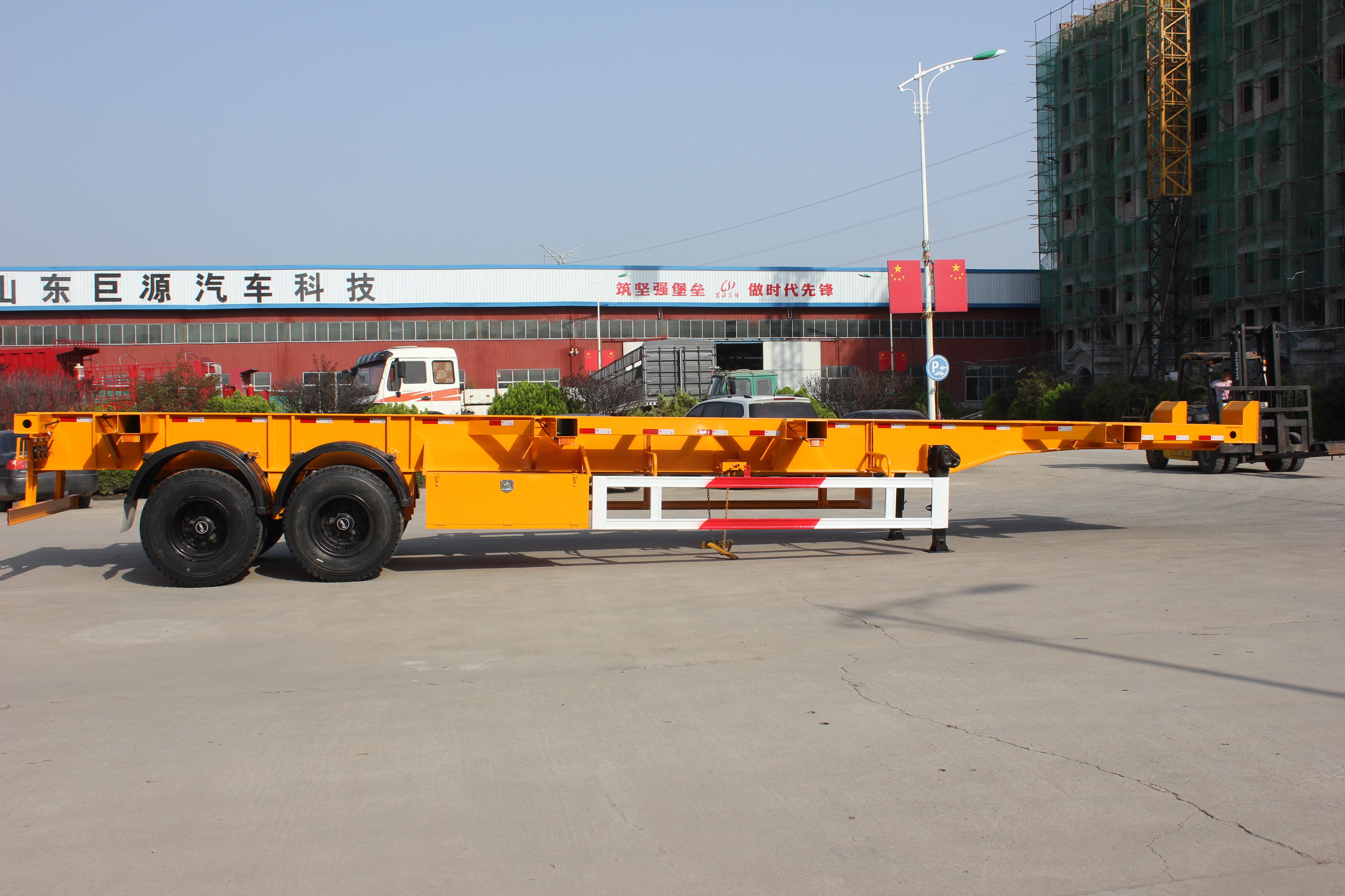 Interlink Flatbed Container Semi Trailer with Custom Colors and 235/75R15/2 Tires