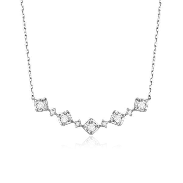 Simple Design 18k Gold Lab-Grown Diamond Pendant Daily Style Pendant White