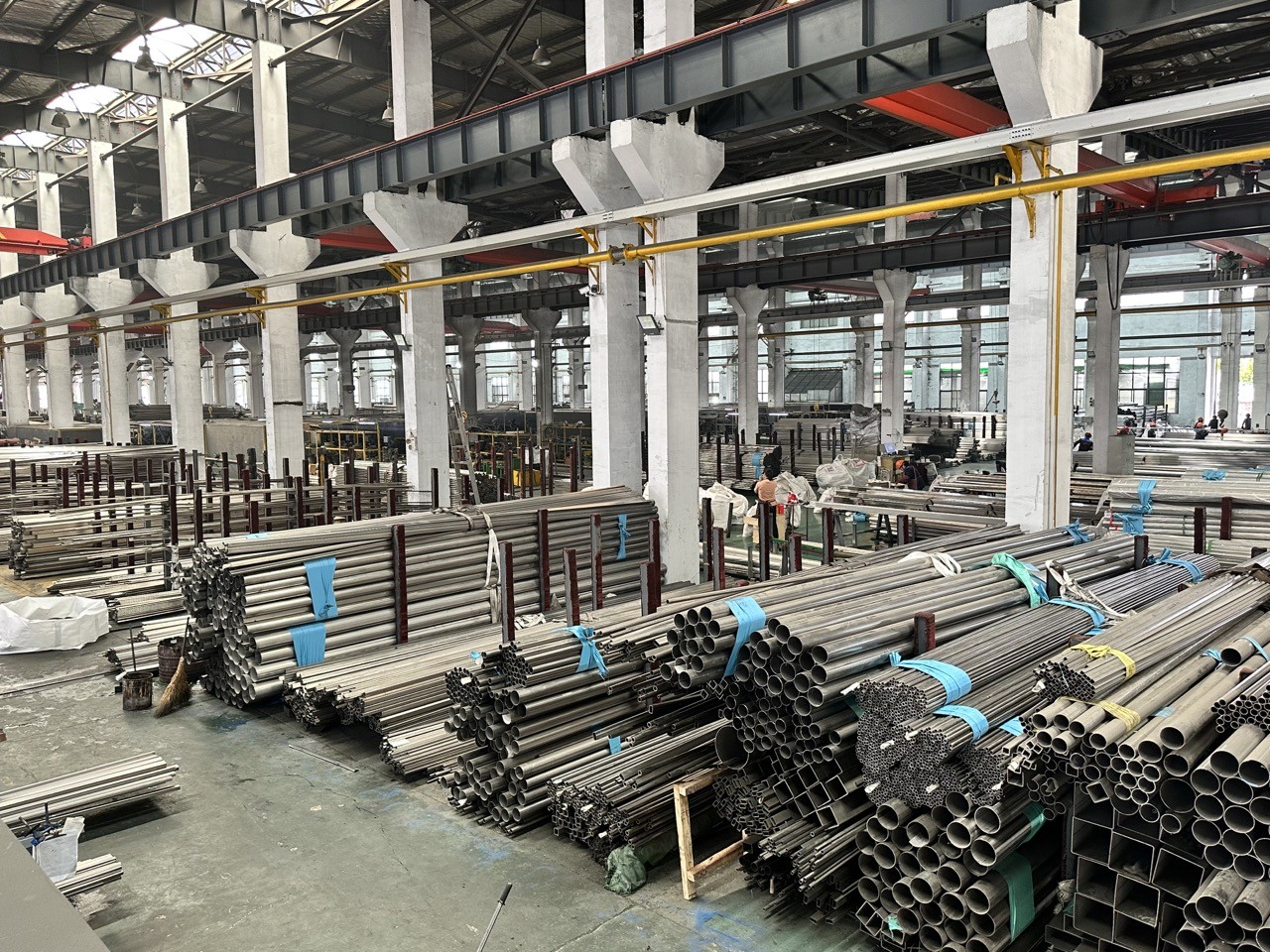 Square Seamless Annealed Stainless Steel Pipe Metal Decoiling OEM Available