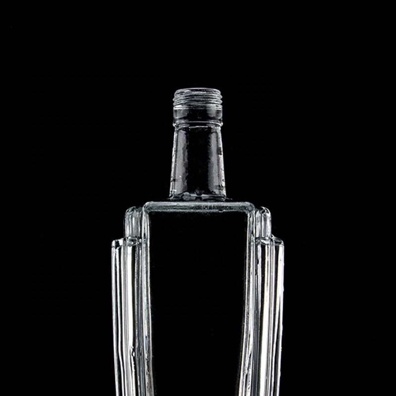 500ml 700ml 750ml Flint Glass Bottle for Champagne Gin Rum Transparent and Embossed