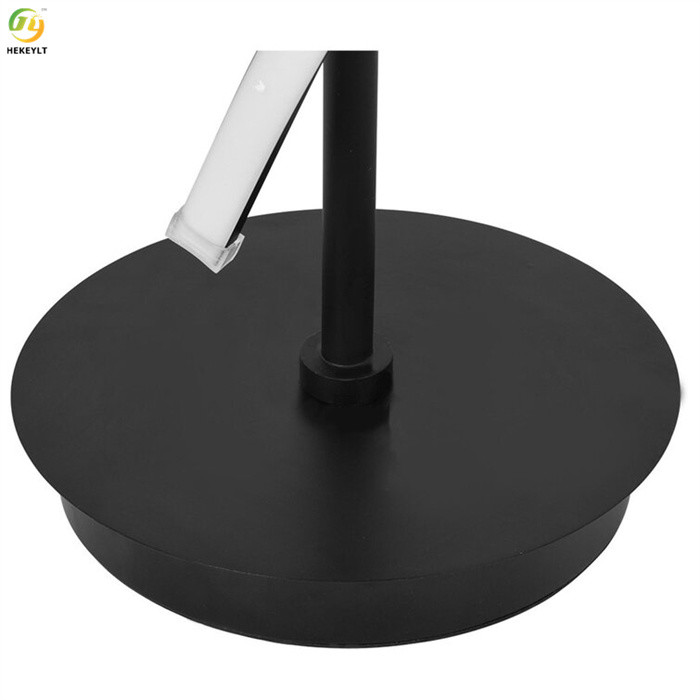 Silicone + Aluminum Alloy Black Spiral LED Corner Modern Floor Lamp
