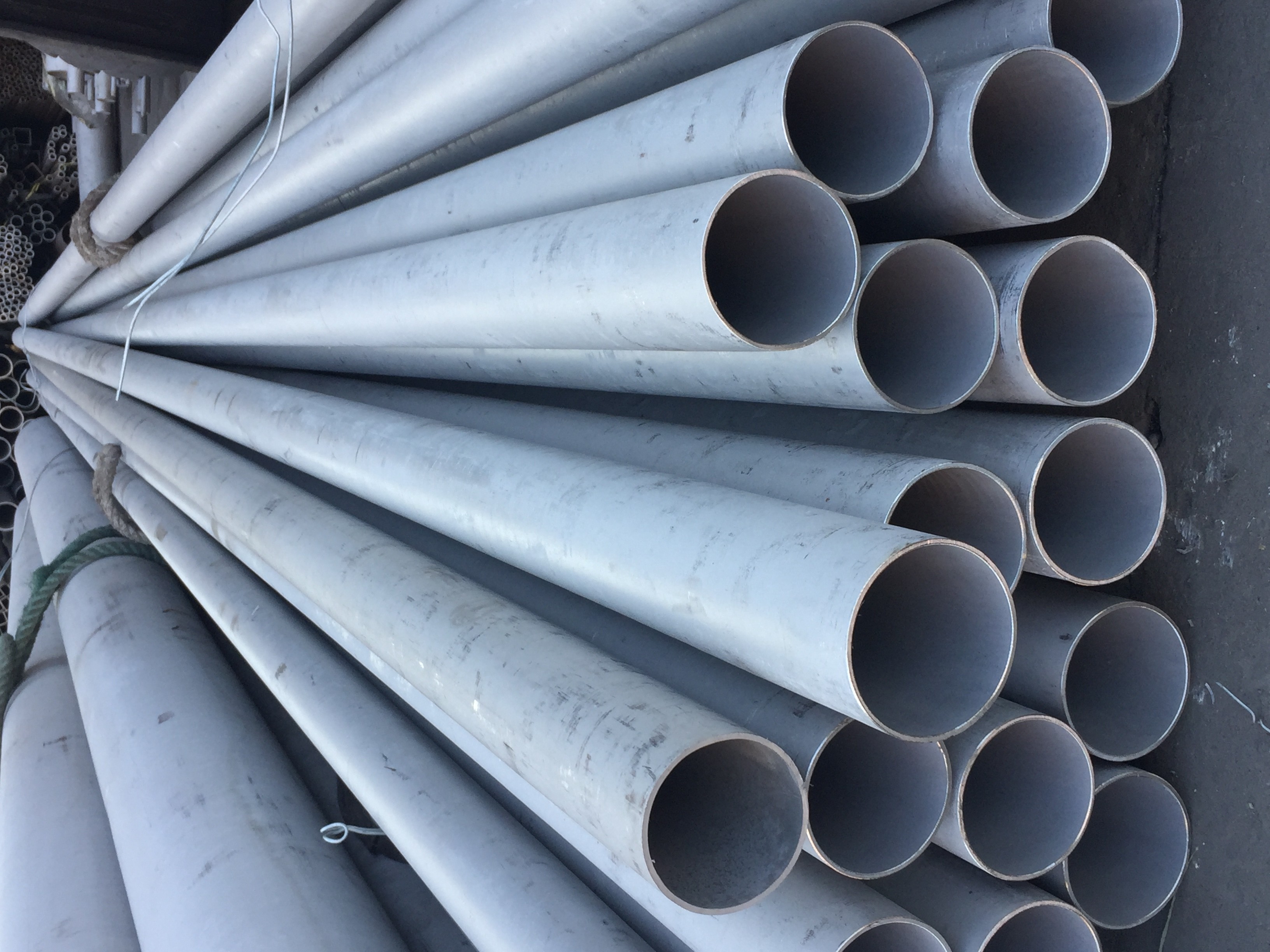 201 304 304L 316L 310S 100*100*5mm SS Square Tube Stainless Steel Square Rectangular Pipe Length 6m For Building