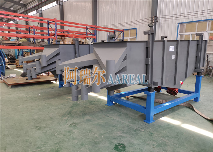Multi-deck Rectangular Linear Vibrating Screen Separator for Sifting Refractory Material: