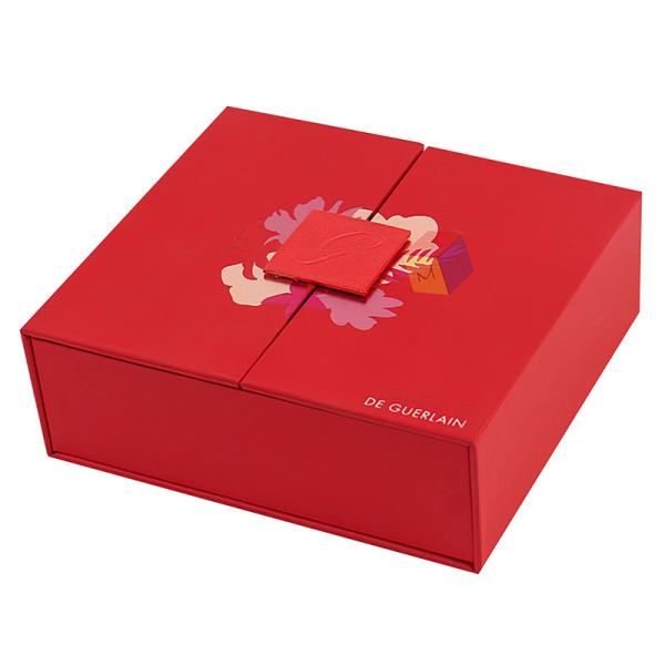 Luxury Red Double Door Gift Packaging Box Moisture Proof Magnetic Closure Gift