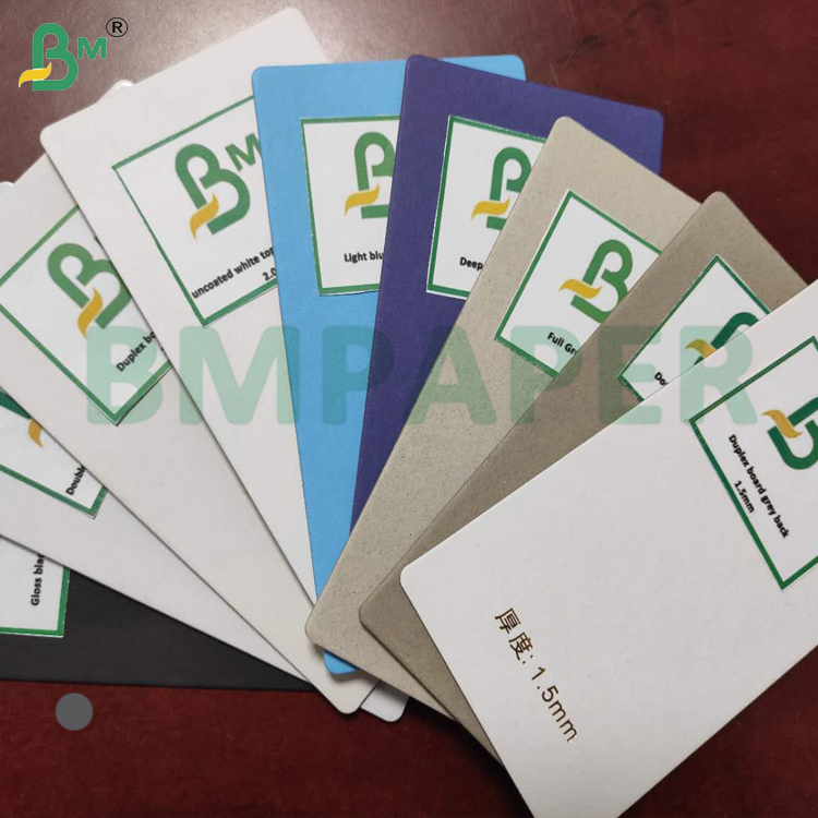 Non-Bending Lamianted Chipboard 1.5mm Rigid Thick Paperboard Multi Colors