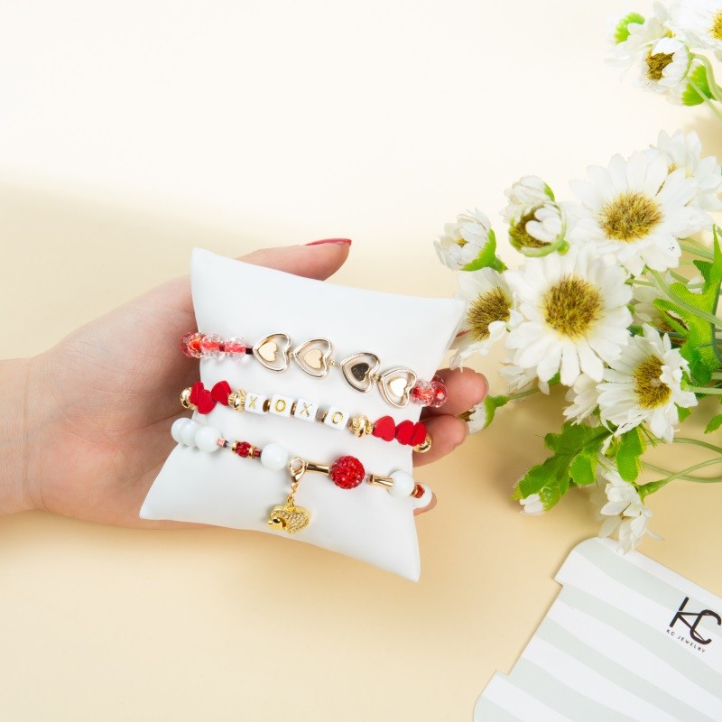 Gold Heart Charm XOXO Customize Name Handmade Beads Bracelets For Girlfriend Gift