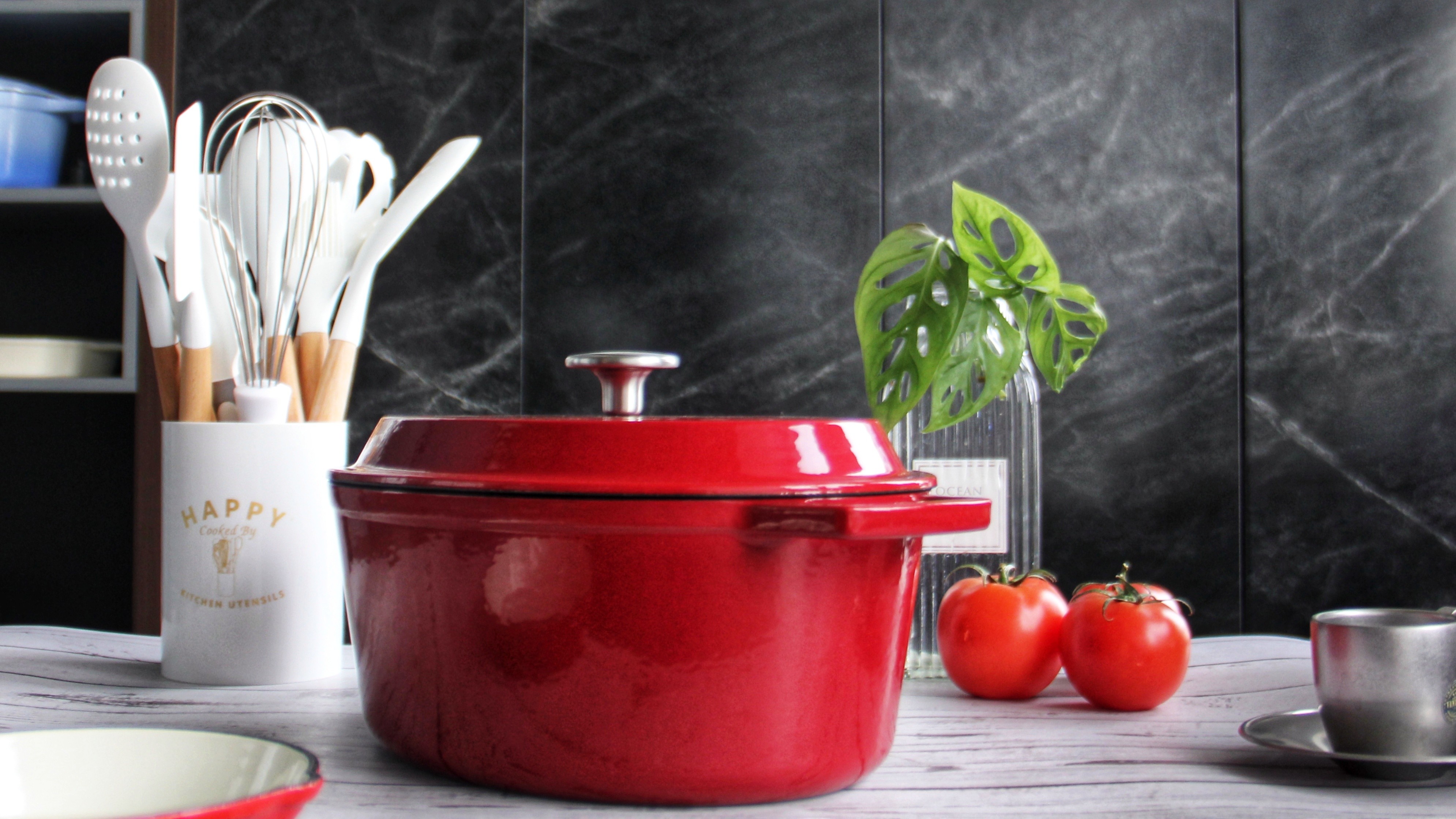 Enamel Cast Iron Stew Pot 4.5L / 6.8L Muilt Use For Kitchenware