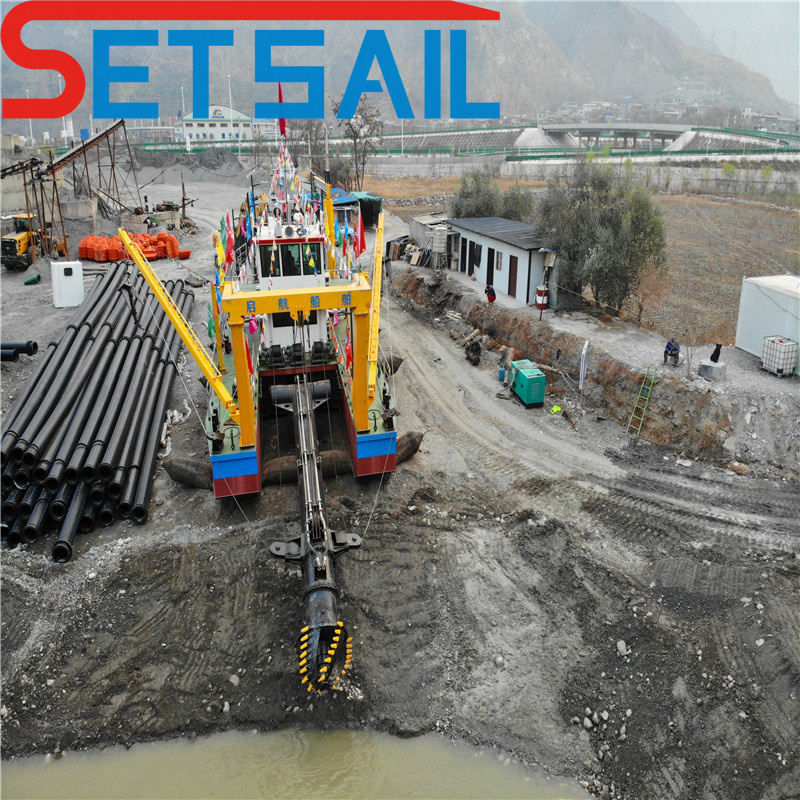 China in Stock Cutter Suction Dredger with Diesel Engine Power