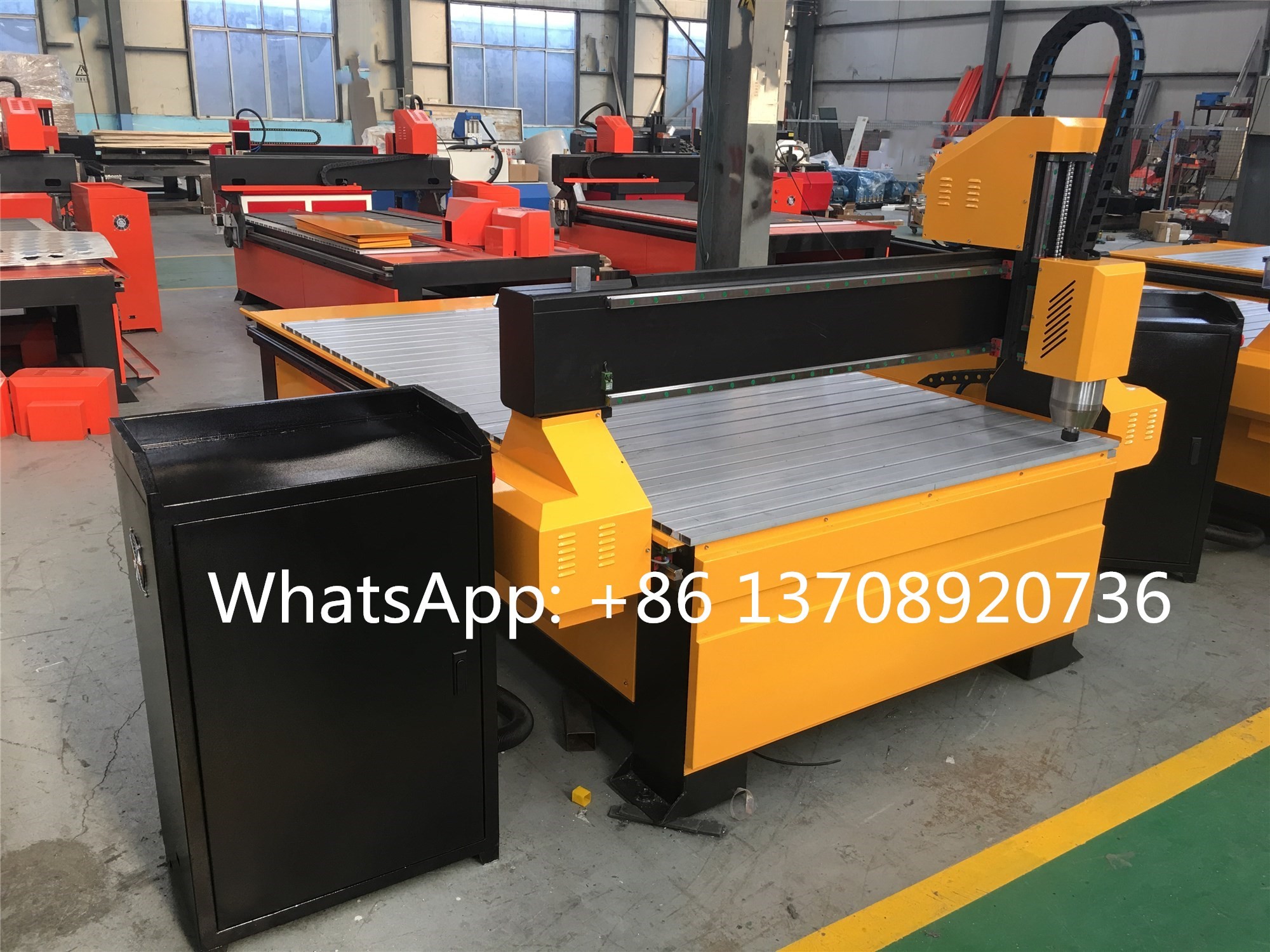 4x8 ft Automatic 3D Cnc Wood Carving Machine , 1325 Wood Working Cnc Router for Sale
