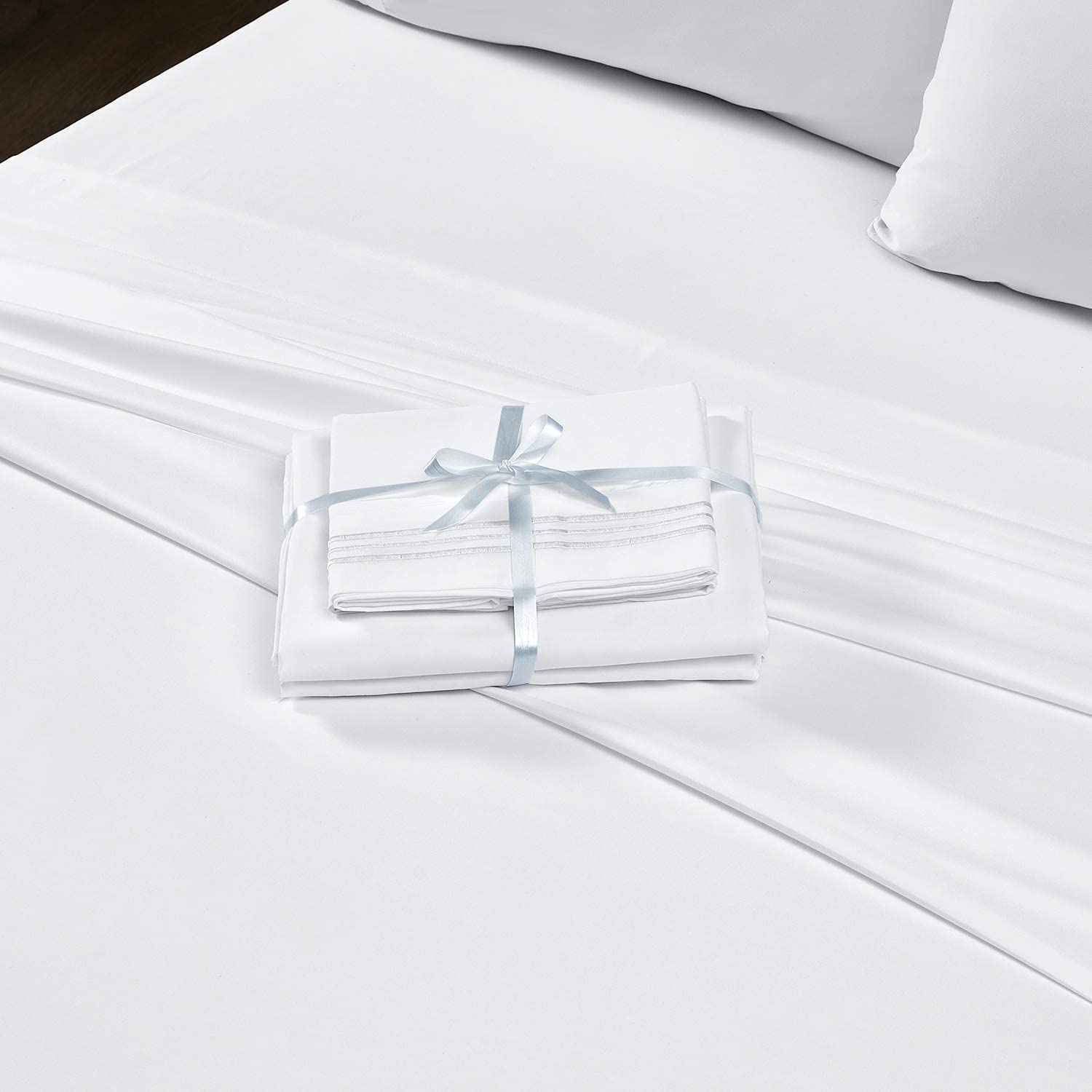 Super Soft 200TC Microfiber Embroidery Sheets Set for Deep Pockets and Fade Resistance