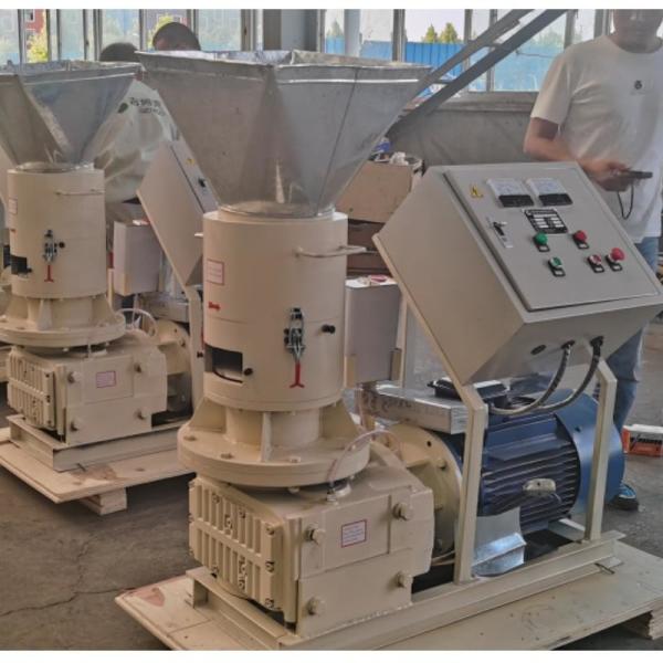 Straw Wood Pellet Mill Rice Husk Biomass Fuel Pellet Making Machine 100 - 1000